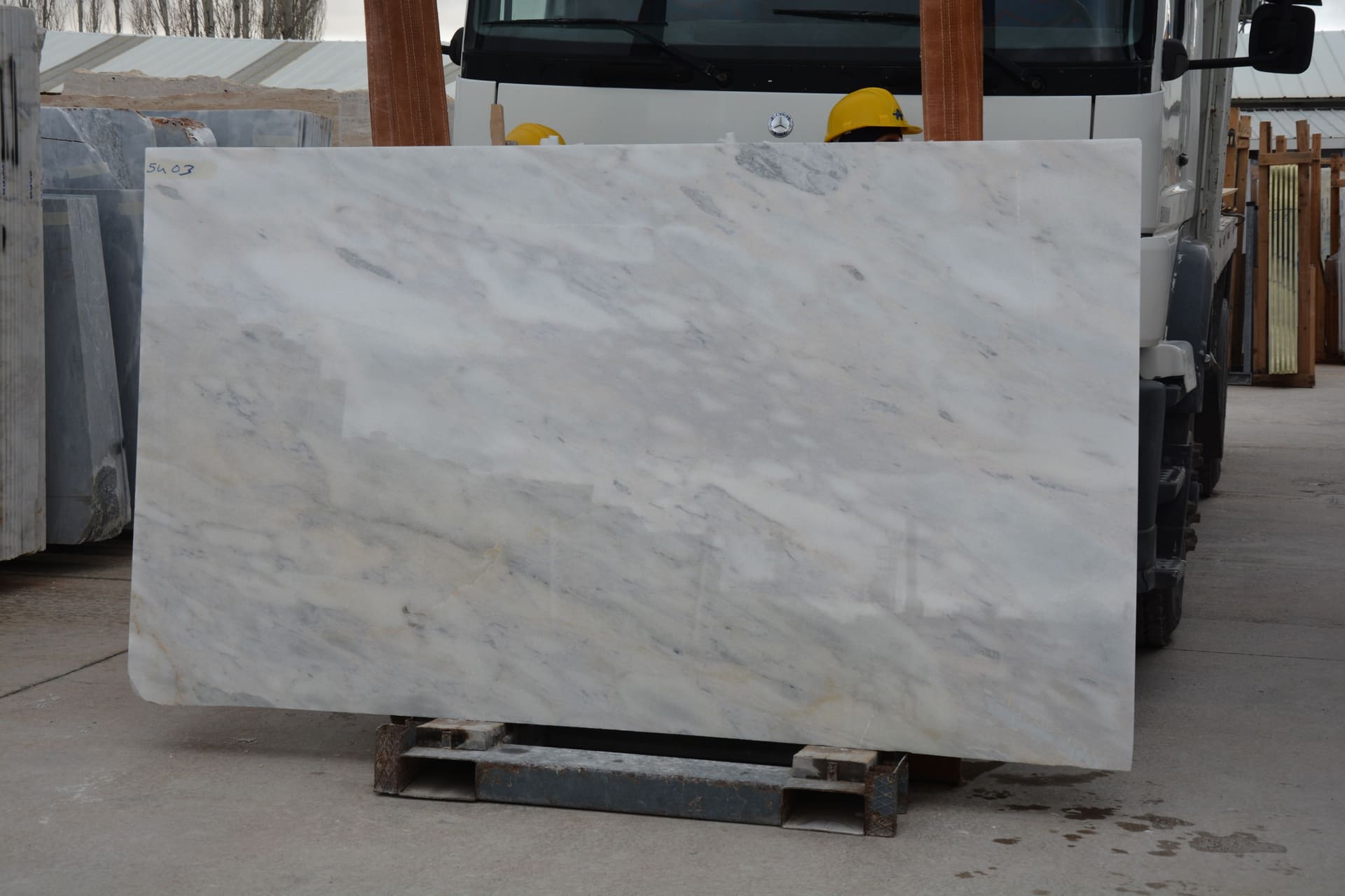 Bellissima slab in White