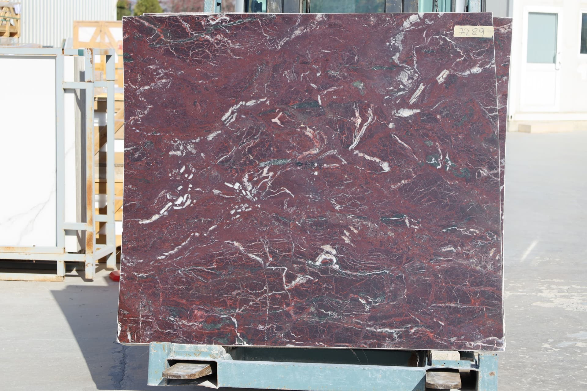 Rosso Levanto - Photo 1