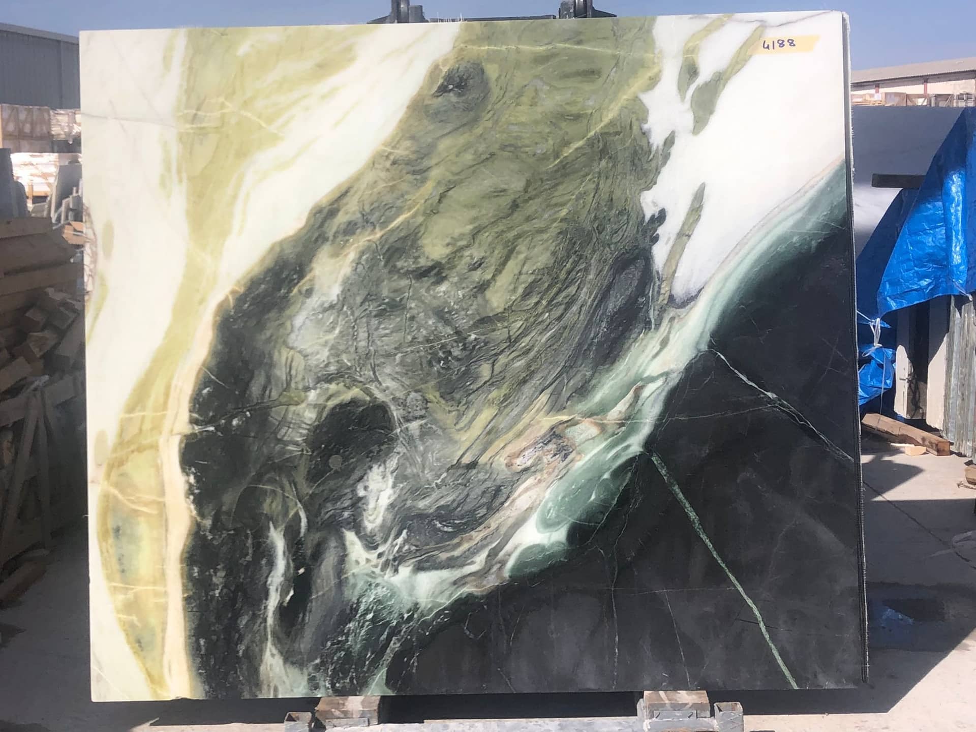 Emerald polished marble slab