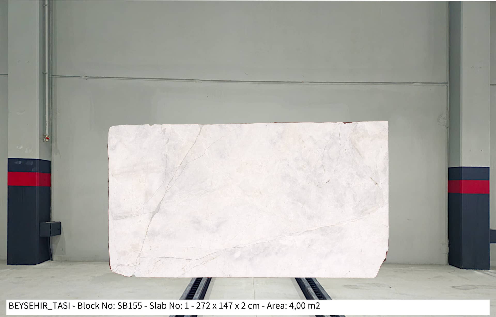 BEYŞEHİR TAŞI Polished marble slab in Semi White